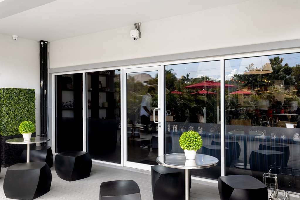 The Locale Hotel Grand Cayman George Town Eksteriør billede