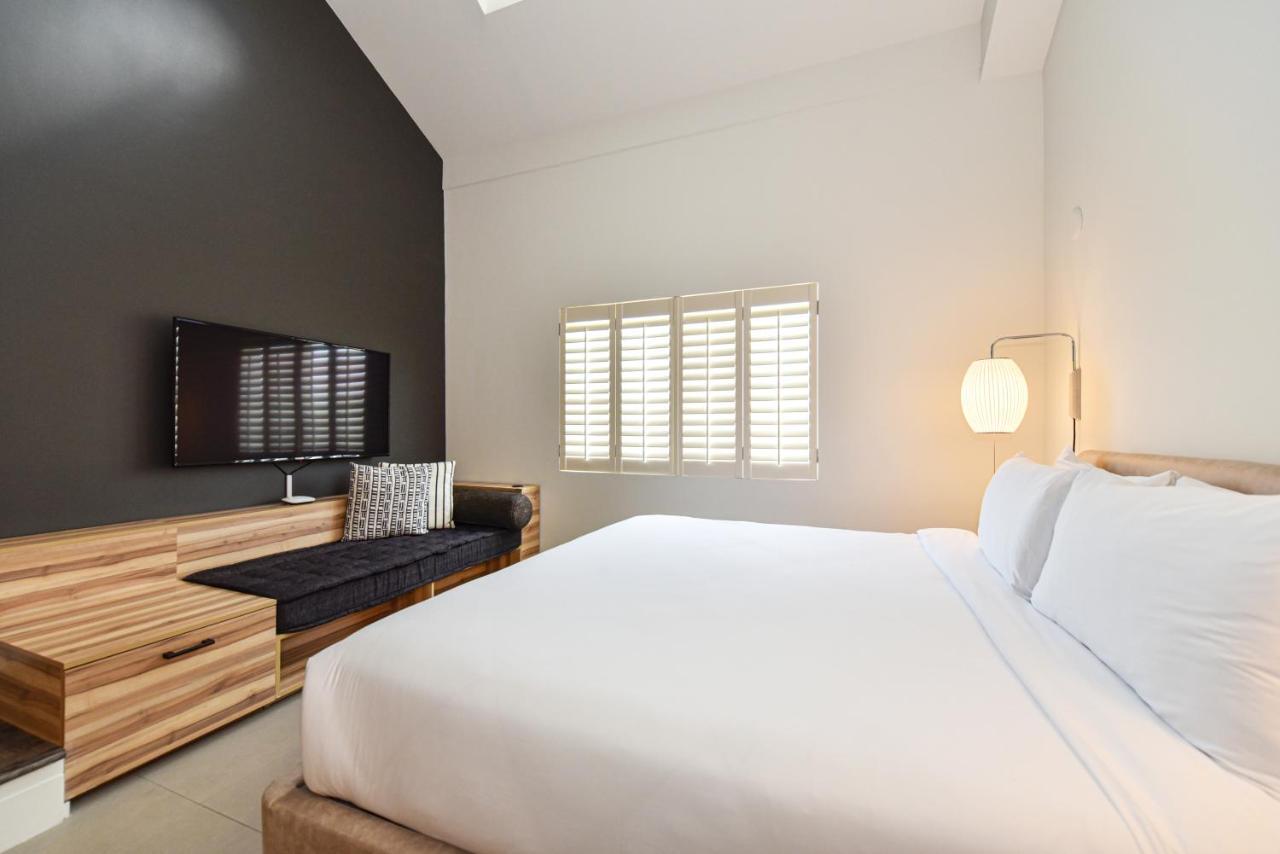 The Locale Hotel Grand Cayman George Town Eksteriør billede
